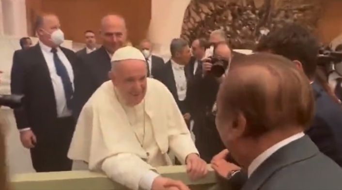 Rodolfo Hernández ya recibió la bendición del Papa Francisco en El Vaticano