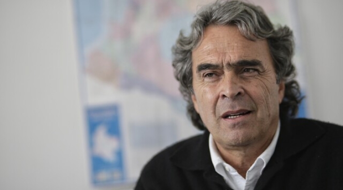 Sergio Fajardo, ganador de coalición Centro Esperanza Sergio Fajardo, ganador de coalición Centro Esperanza