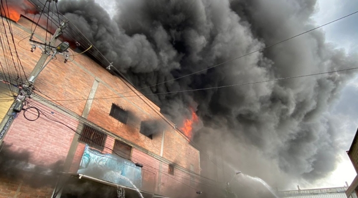Dos personas lesionadas dejó un incendio en el Chagualo