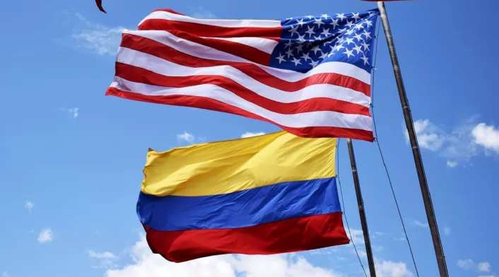 Bandera de Colombia y Estados Unidos Bandera de Colombia y Estados Unidos