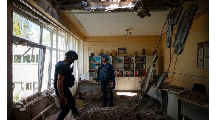 Bombardeos de Rusia en Ucrania Bombardeos de Rusia en Ucrania destruye casas y edificios.