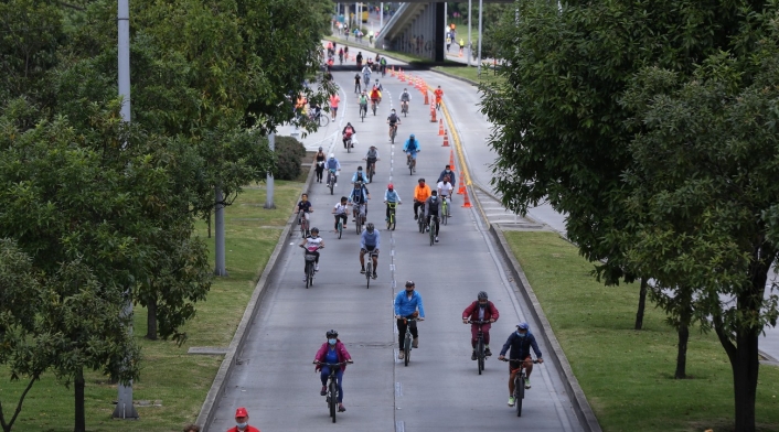 Ciclovía en Bogotá Ciclovía en Bogotá