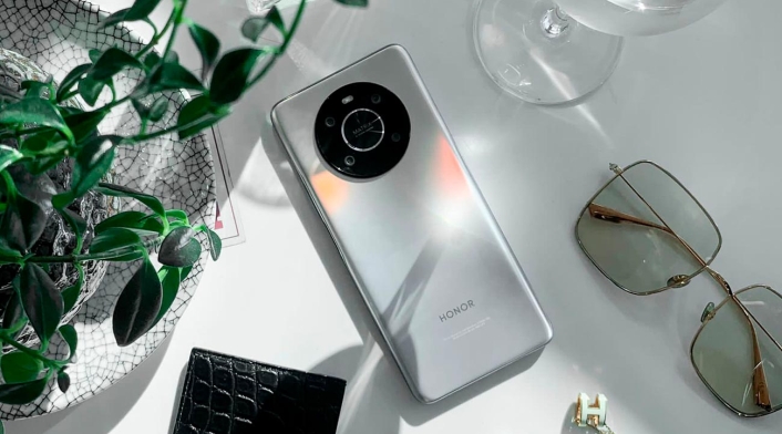Honor X9, modelo con módulo cámara cuádruple circular
