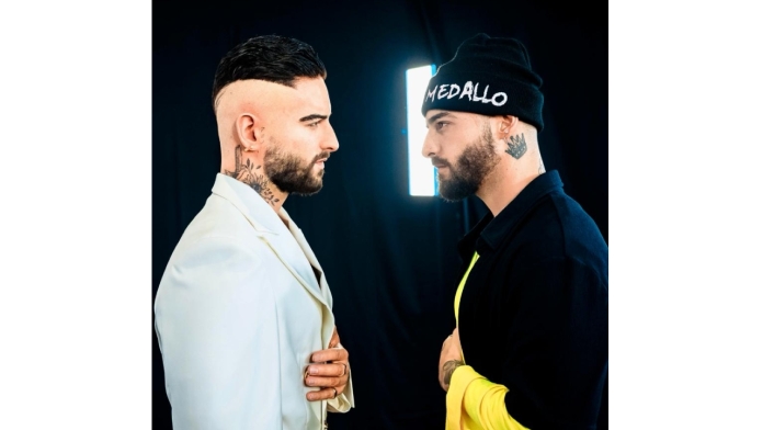 Maluma con su figura de cera en Madame Tussauds