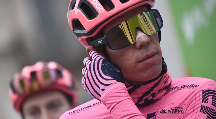 Rigoberto Urán se lesionó el hombro Rigoberto Urán se lesionó el hombro