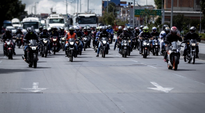 Parrillero en moto Parrillero en moto