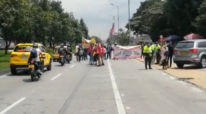 Protestas arrendatarios de Justo y Bueno en cale 26