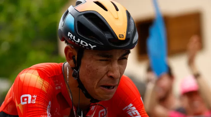 Santiago Buitrago, gana etapa 17 del Giro de Italia Santiago Buitrago, ciclista colombiano en el Giro de Italia