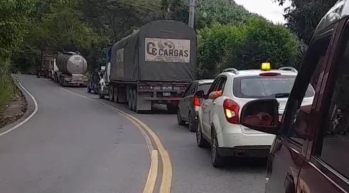 Vía Ibagué - Cajamarca