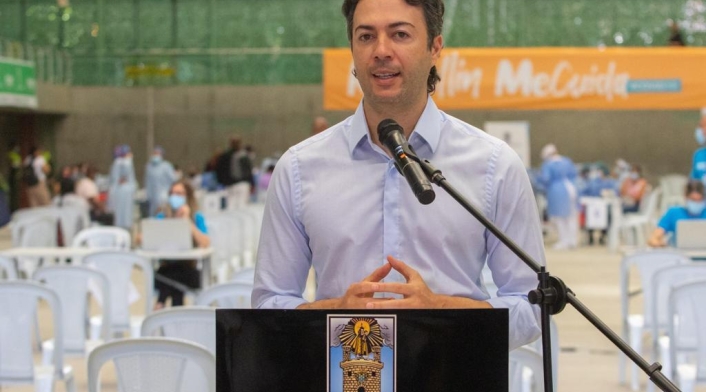 Ataque a Daniel Quintero y a Juan Carlos Upegui Fiscalía imputa cargos a un hombre por amenazar a Daniel Quintero