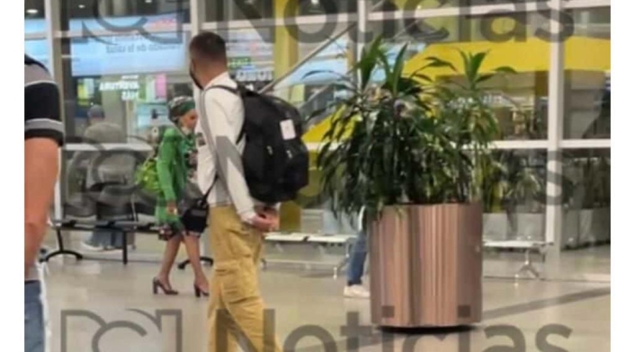 Piedad Córdoba en aeropuerto El Dorado