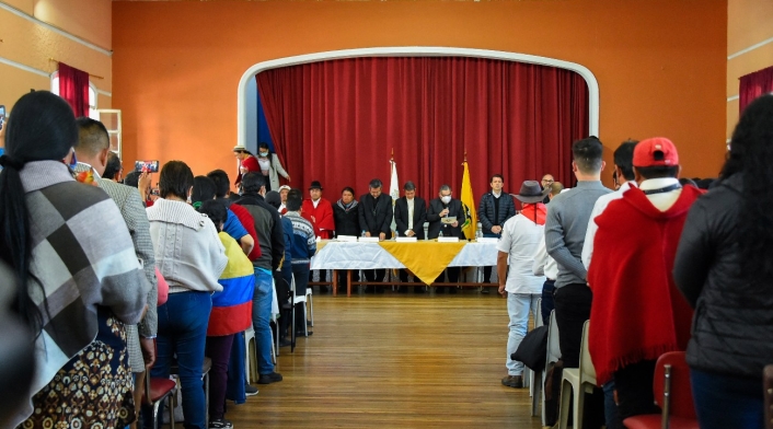 Acuerdo entre Gobierno e indígenas de Ecuador Acuerdo entre Gobierno e indígenas de Ecuador