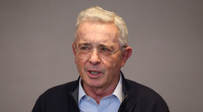 Álvaro Uribe Álvaro Uribe