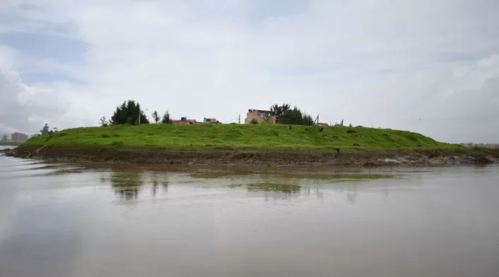 Con maquinaria se removerán puntos críticos de deslizamientos en municipios de la cuenca baja del río Bogotá