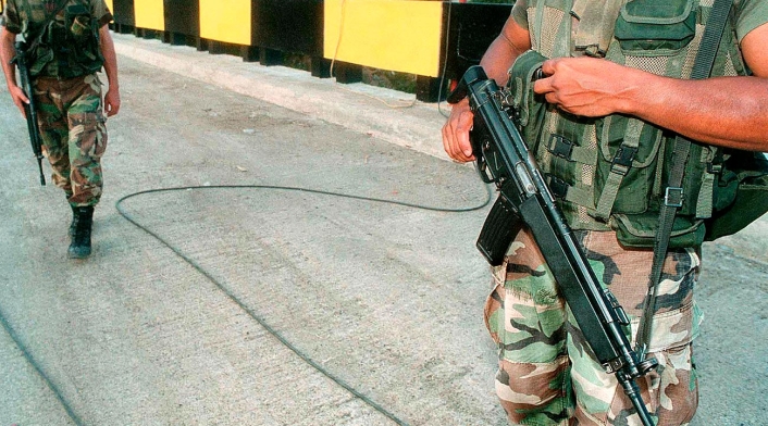 Militares en frontera de Ecuador Militares en frontera de Ecuador