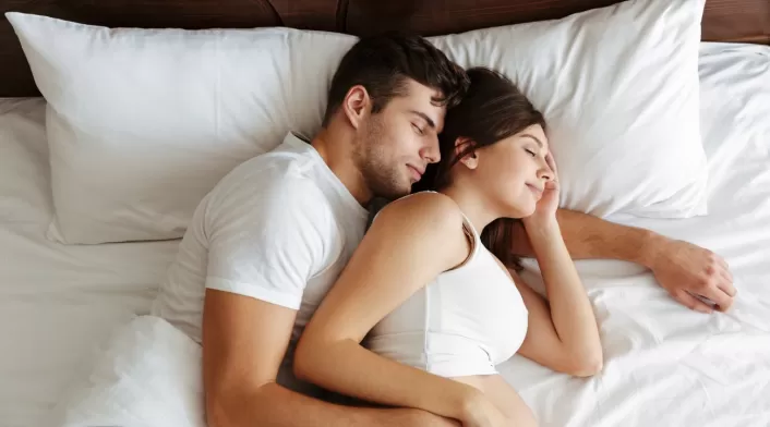 Las microinfidelidades: pequeños gestos que pueden minar la confianza en la pareja. Las microinfidelidades: pequeños gestos que pueden minar la confianza en la pareja.