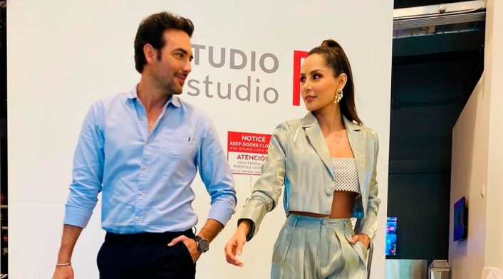Sebastián Martínez junto a Carmen Villalobos Sebastián Martínez junto a Carmen Villalobos