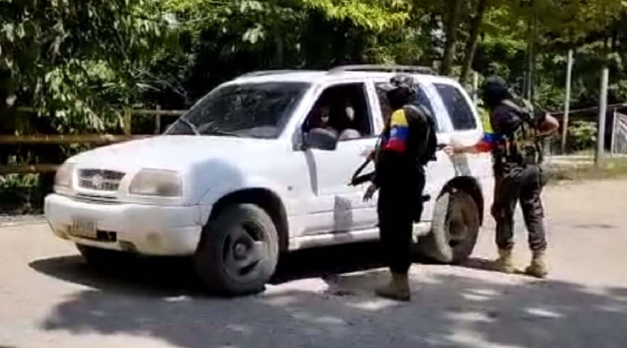 Hombres armados disidencias