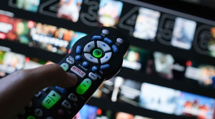 Usuario accediendo a Netflix Usuario de Netflix