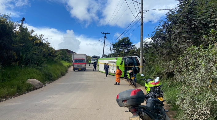 Accidente de ruta escolar en Ciudad Bolívar Accidente de ruta escolar en Ciudad Bolívar