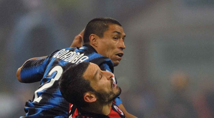 Iván Ramiro Córdoba con el Inter de Milán Iván Ramiro Córdoba