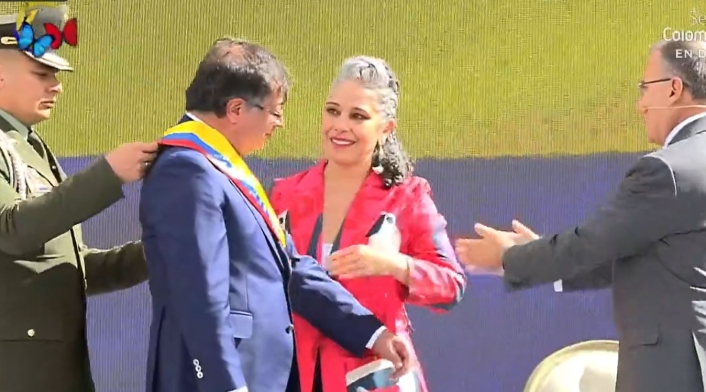 María José Pizarro y Gustavo Petro en posesión