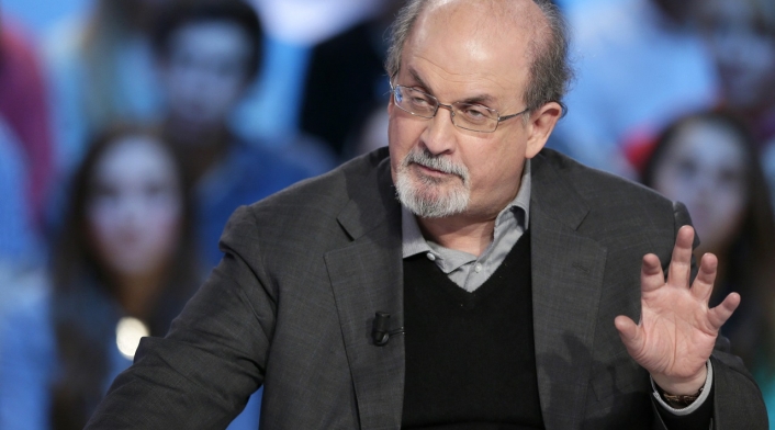 Escritor Salman Rushdie
