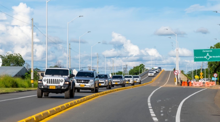 Vía Remedios-Caucasia Vía Remedios-Caucasia