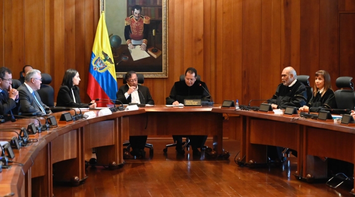 Presidente Gustavo Petro y Consejo de Estado Presidente Gustavo Petro y Consejo de Estado