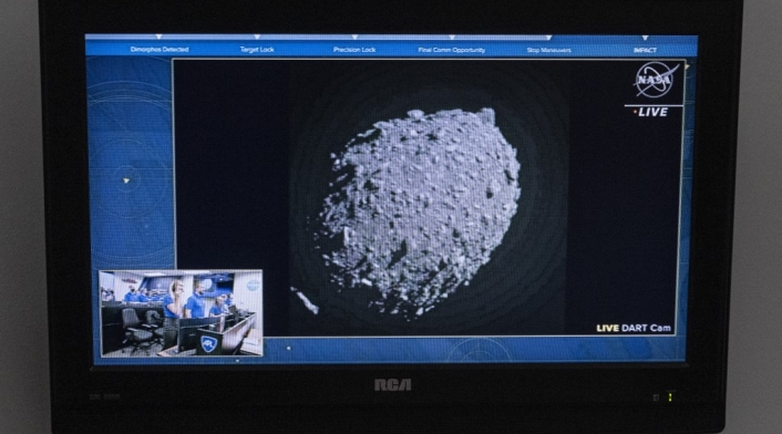 Nave de la NASA choca contra un asteroide para desviarlo