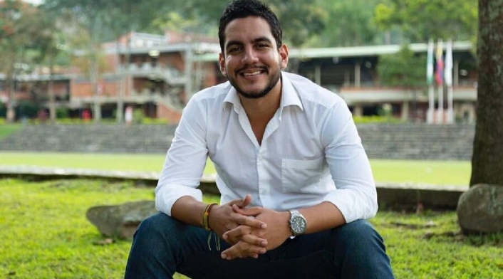 Alex Flórez, senador del Pacto Histórico Alex Flórez, senador del Pacto Histórico