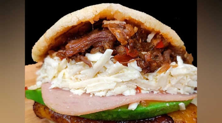 Arepa rellena
