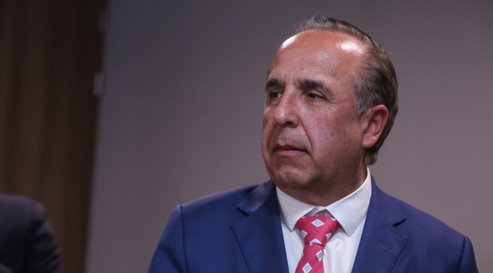 Guillermo Reyes, ministro de Transporte Guillermo Reyes, ministro de Transporte