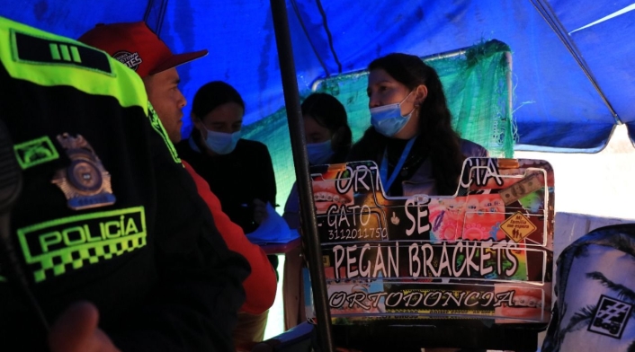 Autoridades incautaron equipos de consultorio odontológico ambulante en San Victorino
