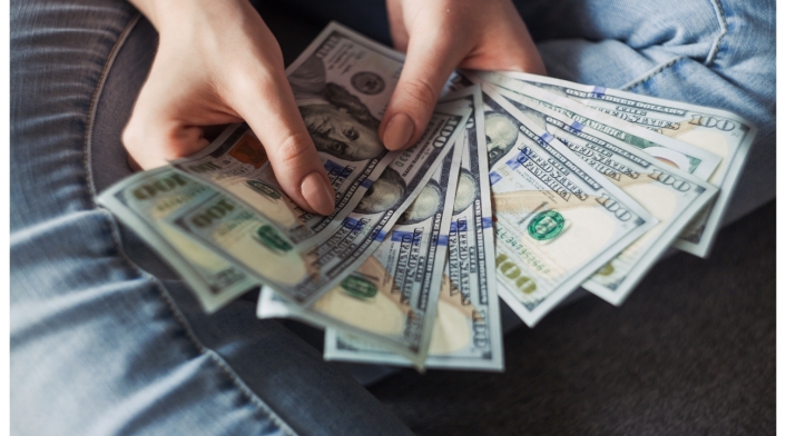 Expectativas sobre el Dolar. A escasos 40 pesos de alcanzar los 4.900 Expectativas sobre el Dolar. A escasos 40 pesos de alcanzar los 4.900