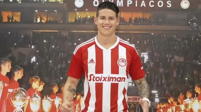 James Rodríguez con el Olympiacos de Grecia James Rodríguez con el Olympiacos de Grecia