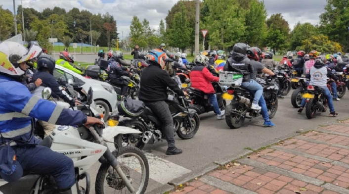 Protesta de motociclistas Protesta de motociclistas