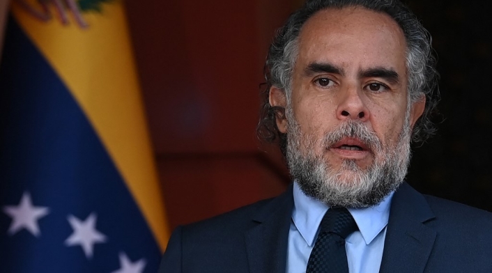 Embajador de Colombia en Venezuela, Armando Benedetti.