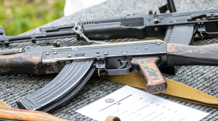 Fusil, imagen de referencia Aparente fusil en manifestaciones