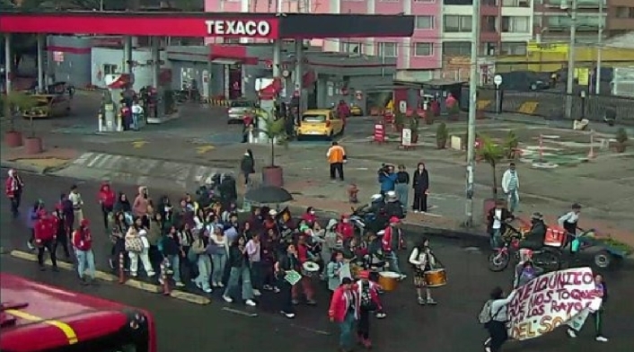 Marcha de feministas en Bogotá