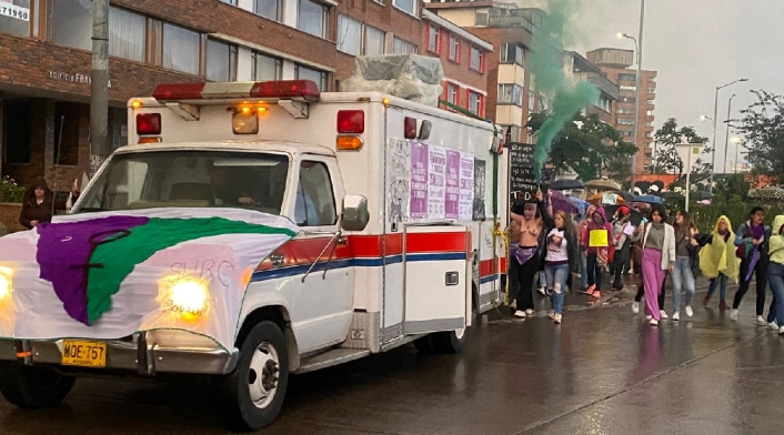 Marcha de feministas en Bogotá
