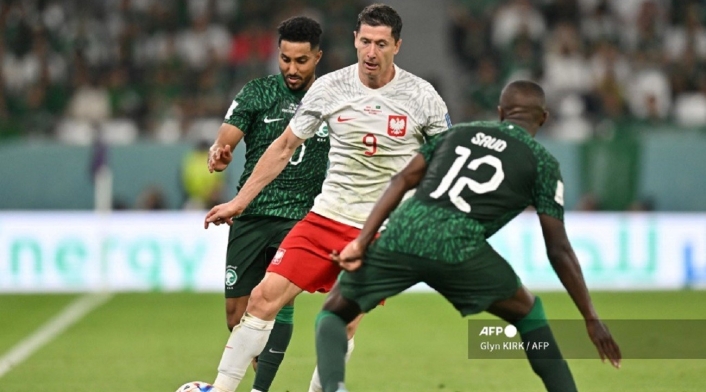 Polonia vs Arabia Polonia vs Arabia