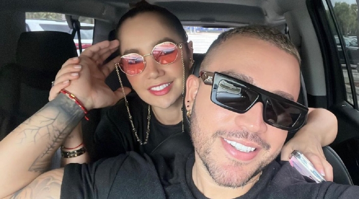 Jessi Uribe sorprendió a Paola Jara en concierto de Estados Unidos