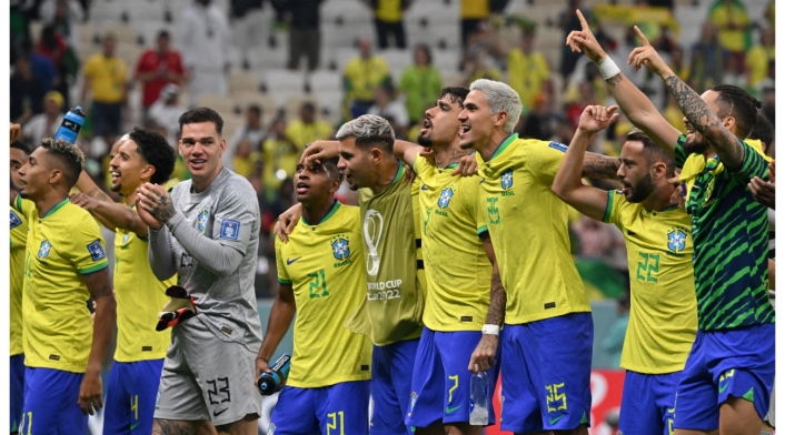Selección de Brasil en el Mundial de Qatar Selección de Brasil celebrando su victoria contra Serbia