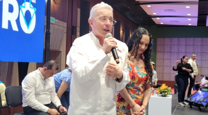 Expresidente Álvaro Uribe en Ibagué