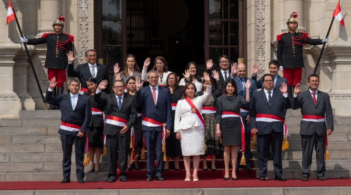 Dina Boluarte, presidenta de Perú, nombró a su gabinete de ministros Dina Boluarte, presidenta de Perú, nombró a su gabinete de ministros