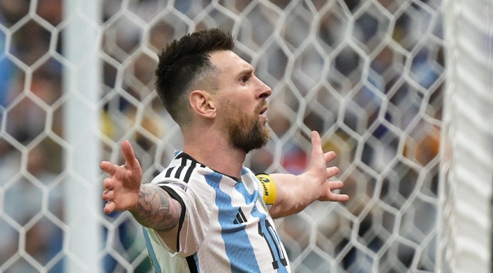 Lionel Messi Lionel Messi