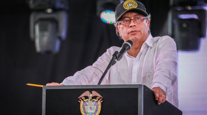 Presidente, Gustavo Petro. Presidente, Gustavo Petro.