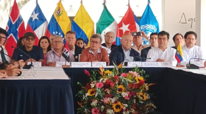 Diálogos de paz entre gobierno y ELN