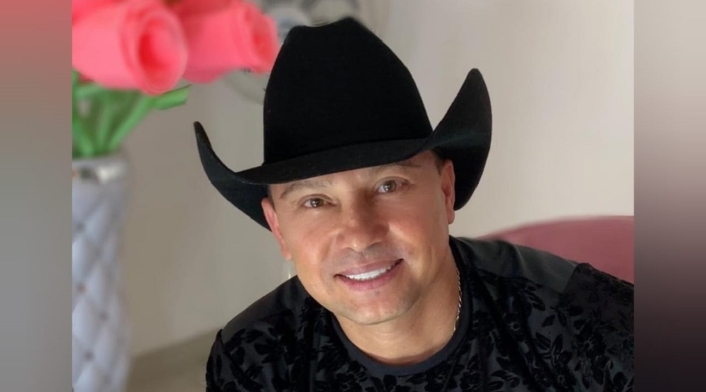 Giovanny Ayala Giovanny Ayala